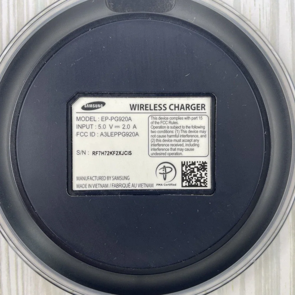 Samsung Galaxy Wireless Charging Pad (EP-PG920A) - Charger‎ only No Cable